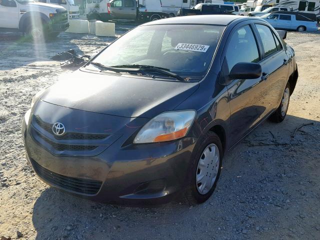 JTDBT923371055123 - 2007 TOYOTA YARIS GRAY photo 2