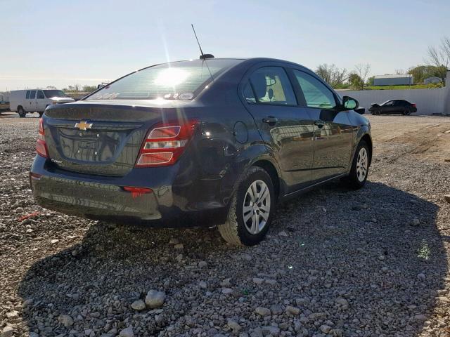1G1JB5SH7J4136594 - 2018 CHEVROLET SONIC LS 灰色 照片 4