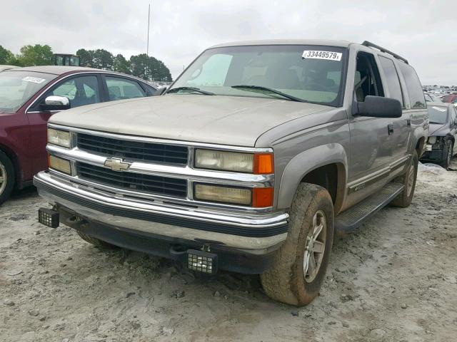 1GNFK16R0XJ481427 - 1999 CHEVROLET SUBURBAN K TAN photo 2