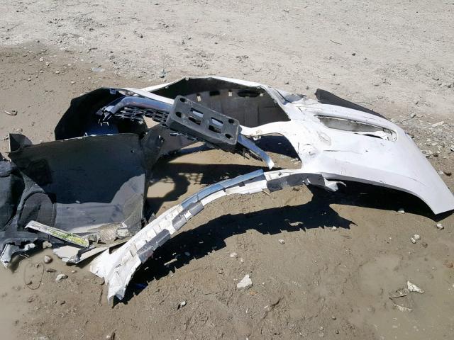 1G11B5SL0FF273621 - 2015 CHEVROLET MALIBU LS WHITE photo 9