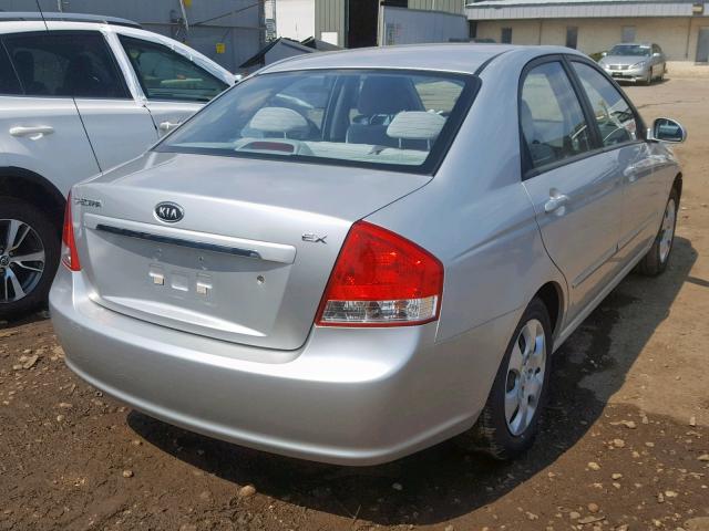 KNAFE221095645886 - 2009 KIA SPECTRA EX SILVER photo 4