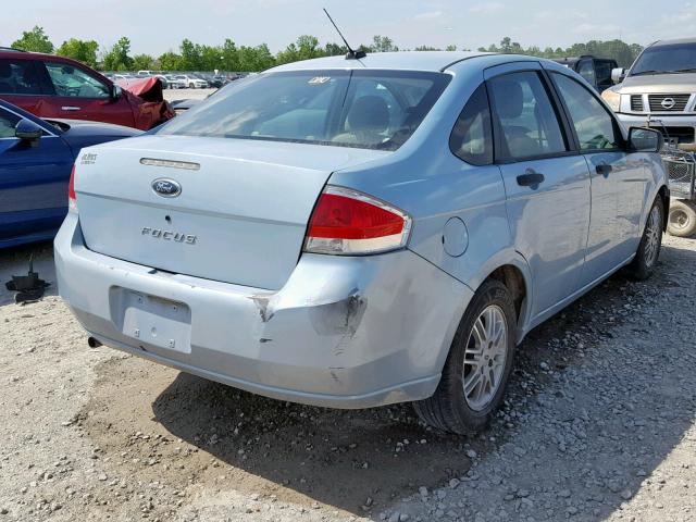 1FAHP34N88W162141 - 2008 FORD FOCUS S/SE BLUE photo 4