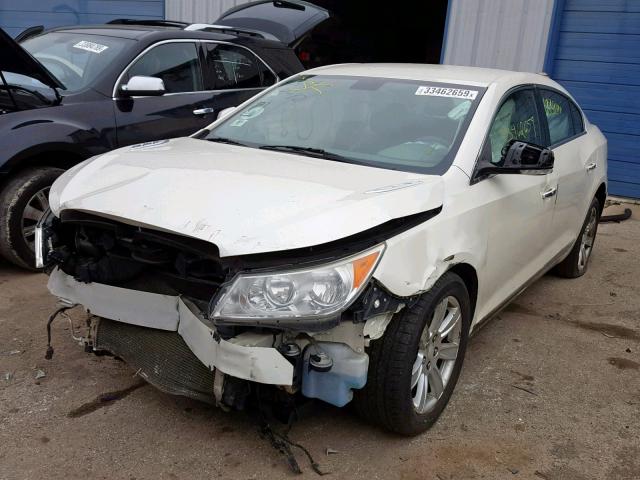 1G4GC5EC3BF333567 - 2011 BUICK LACROSSE C WHITE photo 2