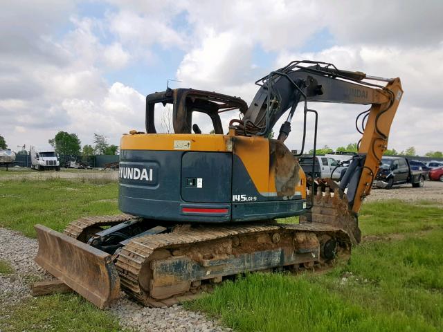 HH1HQ406JB0000295 - 2011 HYUNDAI EXCAVATOR YELLOW photo 4