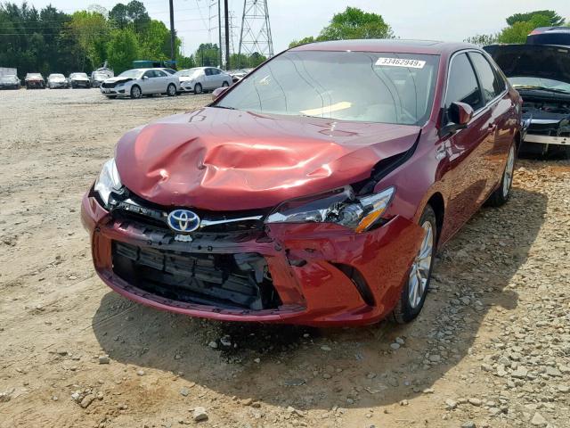 4T1BD1FK2FU168389 - 2015 TOYOTA CAMRY HYBR RED photo 2