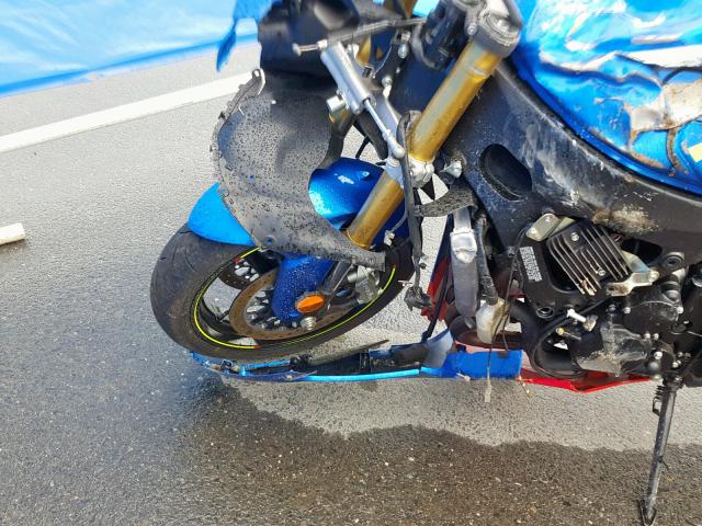 JS1GR7MA7G2100198 - 2016 SUZUKI GSX-R750 BLUE photo 9