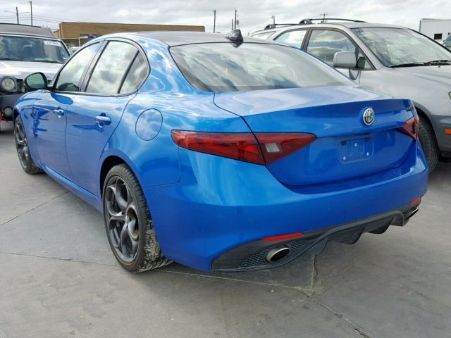 ZARFAECN7J7596931 - 2018 ALFA ROMEO GIULIA TI BLUE photo 3