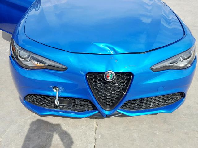 ZARFAECN7J7596931 - 2018 ALFA ROMEO GIULIA TI BLUE photo 9