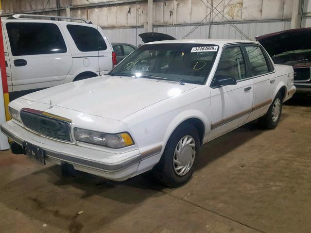 1G4AG55M9S6415600 - 1995 BUICK CENTURY SP WHITE photo 2