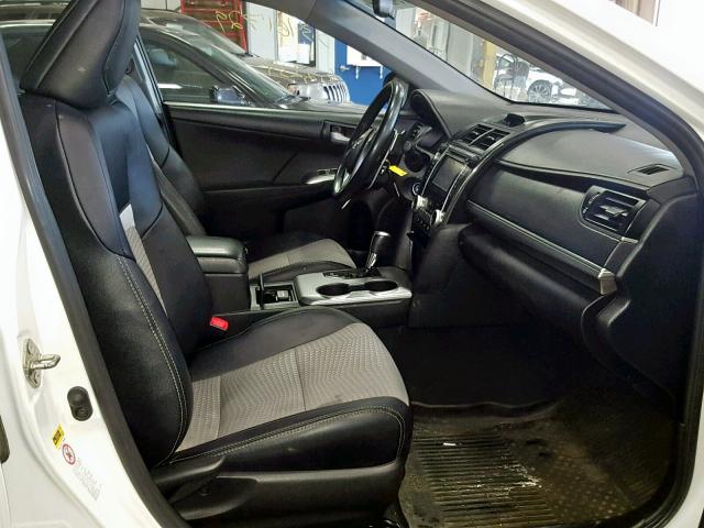 4T1BF1FK4EU311755 - 2014 TOYOTA CAMRY L 白色 照片 5