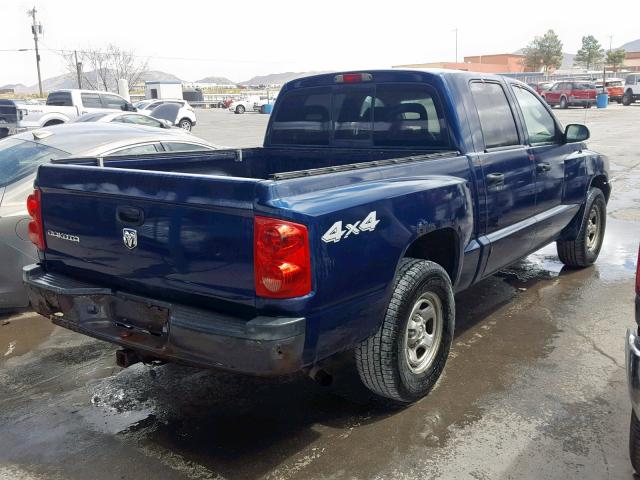 1D7HW28K15S332341 - 2005 DODGE DAKOTA QUA BLUE photo 4