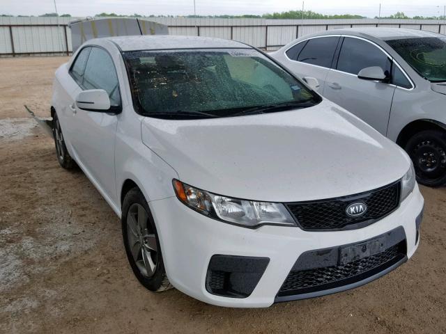 KNAFU6A28C5600125 - 2012 KIA FORTE EX WHITE photo 1