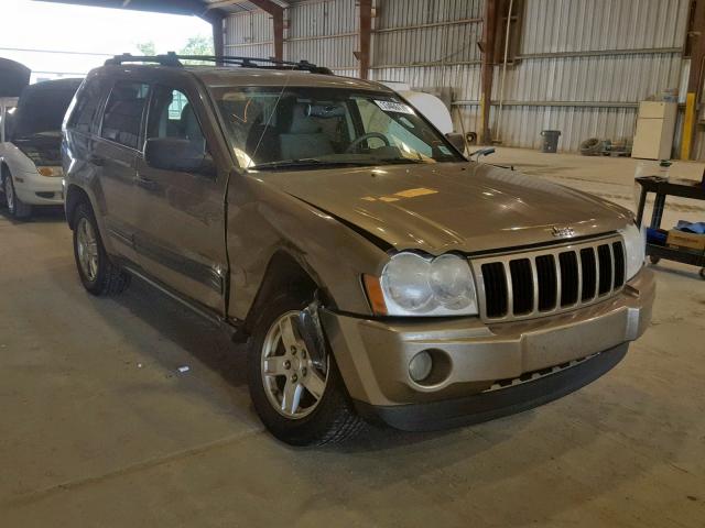 1J4GS48K55C505019 - 2005 JEEP GRAND CHER TAN photo 1