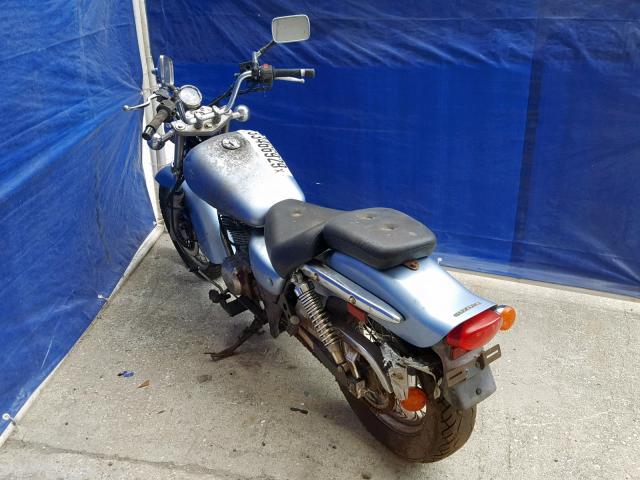 VTTNJ48A262101073 - 2006 SUZUKI GZ250 BLUE photo 3