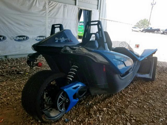 57XAARFA5J8129819 - 2018 POLARIS SLINGSHOT BLUE photo 4