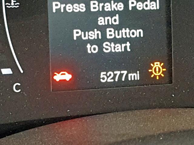 ZACCJBABXJPH69168 - 2018 JEEP RENEGADE S RED photo 8