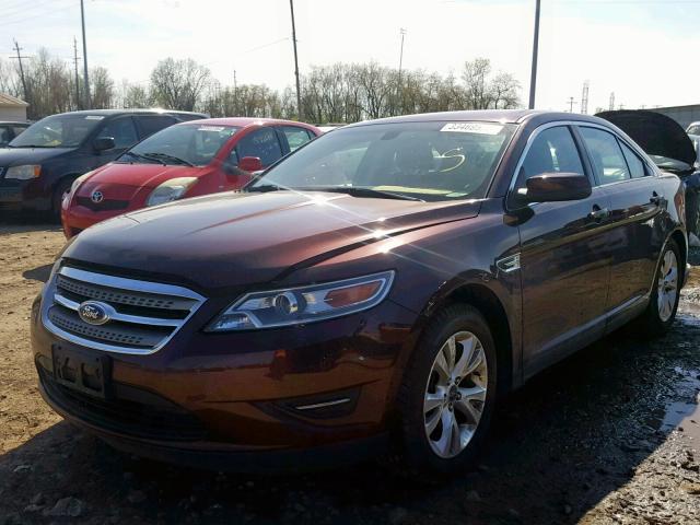 1FAHP2EWXCG133888 - 2012 FORD TAURUS SEL MAROON photo 2