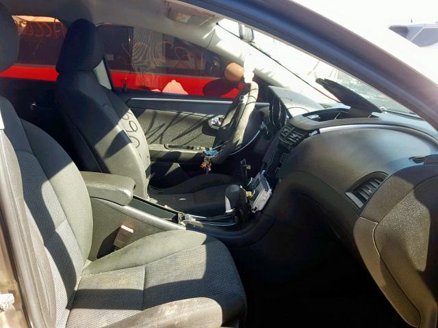 1G1ZC5EU3BF192661 - 2011 CHEVROLET MALIBU 1LT 金色 照片 5