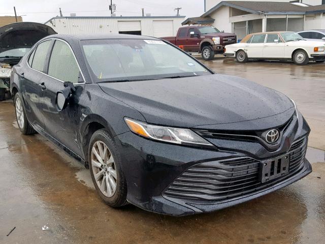 JTNB11HK3J3008817 - 2018 TOYOTA CAMRY L BLACK photo 1