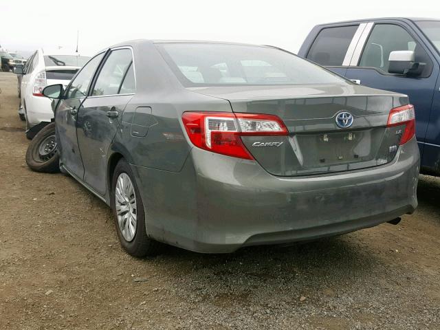 4T1BD1FK9CU053722 - 2012 TOYOTA CAMRY HYBR GREEN photo 3