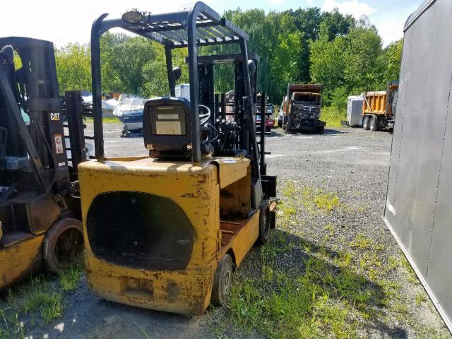 0000000A3EC340418 - 2002 CATE FORKLIFT YELLOW photo 3