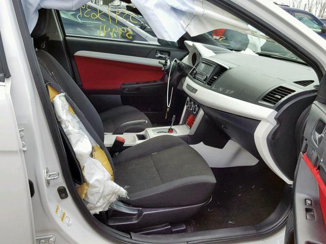 JA32U2FU2GU009836 - 2016 MITSUBISHI LANCER ES WHITE photo 5