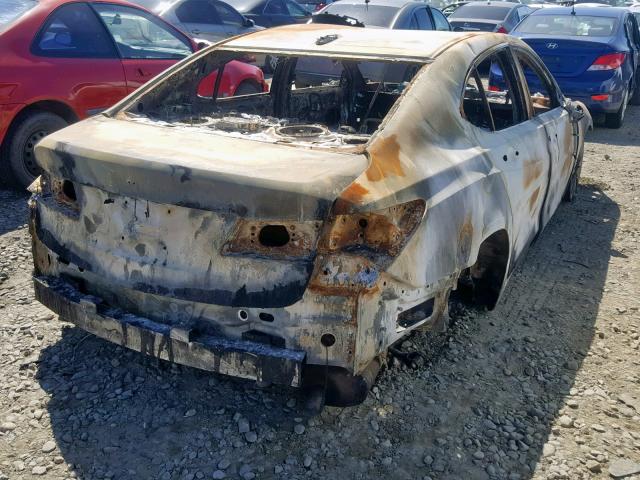 19UUB2F54HA001945 - 2017 ACURA TLX TECH WHITE photo 4