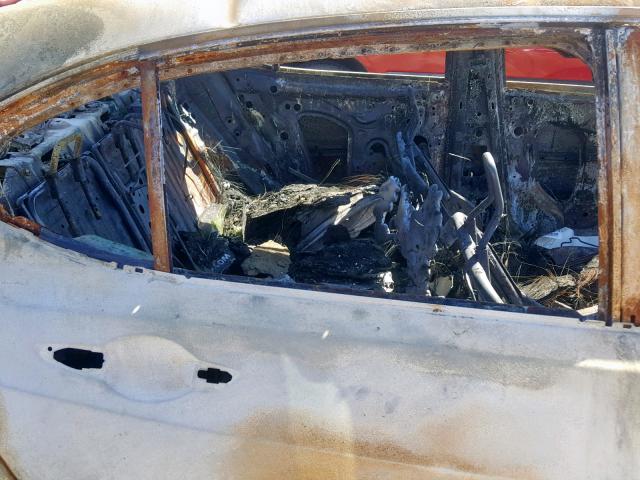 19UUB2F54HA001945 - 2017 ACURA TLX TECH WHITE photo 6