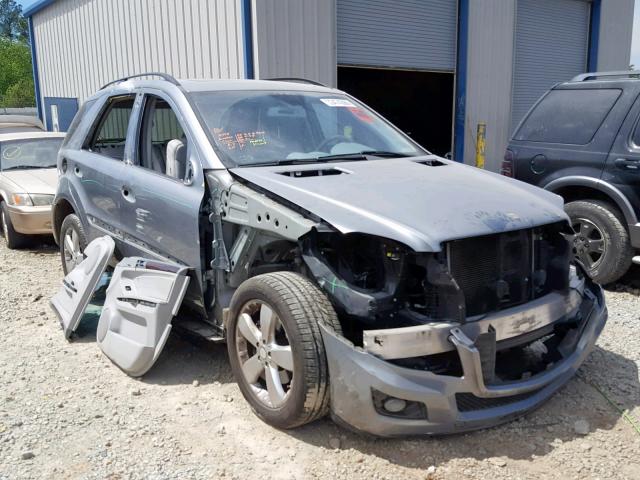 4JGBB5GB9BA641583 - 2011 MERCEDES-BENZ ML 350 SILVER photo 1