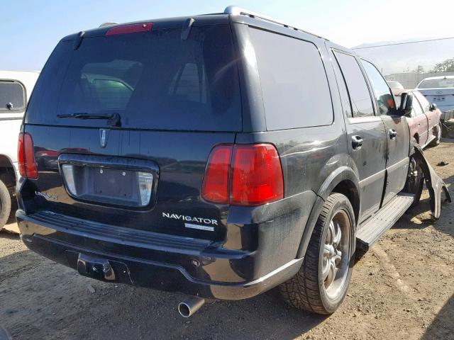 5LMFU285X6LJ16168 - 2006 LINCOLN NAVIGATOR BLACK photo 4