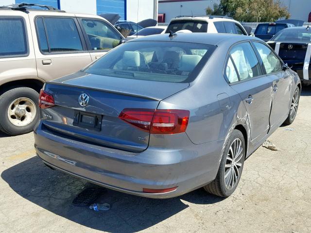 3VWD17AJ3HM408917 - 2017 VOLKSWAGEN JETTA SPOR GRAY photo 4