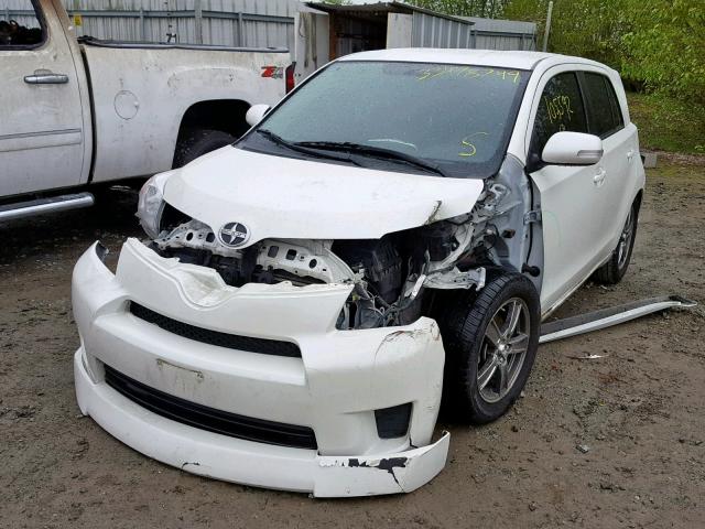 JTKKU4B44C1015905 - 2012 TOYOTA SCION XD WHITE photo 2