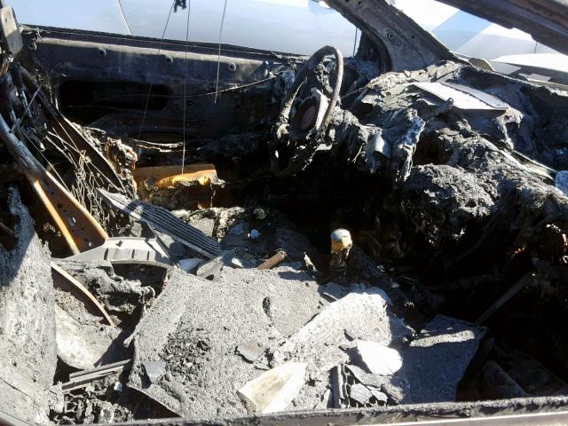 JTKDE167360126674 - 2006 TOYOTA SCION TC GRAY photo 5