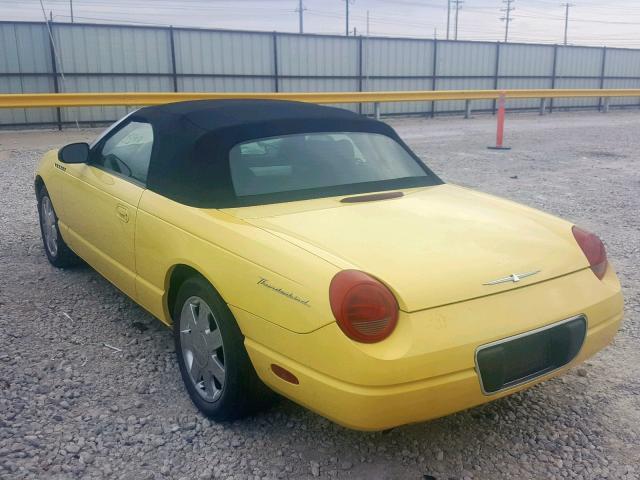 1FAHP60A12Y104145 - 2002 FORD THUNDERBIR YELLOW photo 3