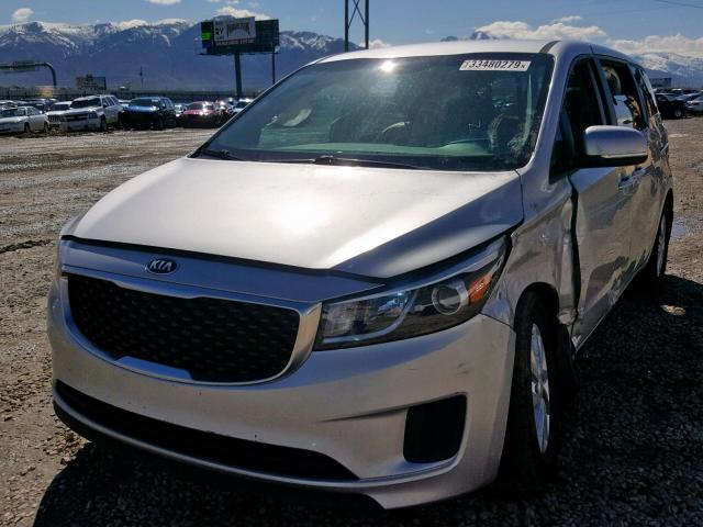 KNDMA5C19G6120516 - 2016 KIA SEDONA L SILVER photo 2