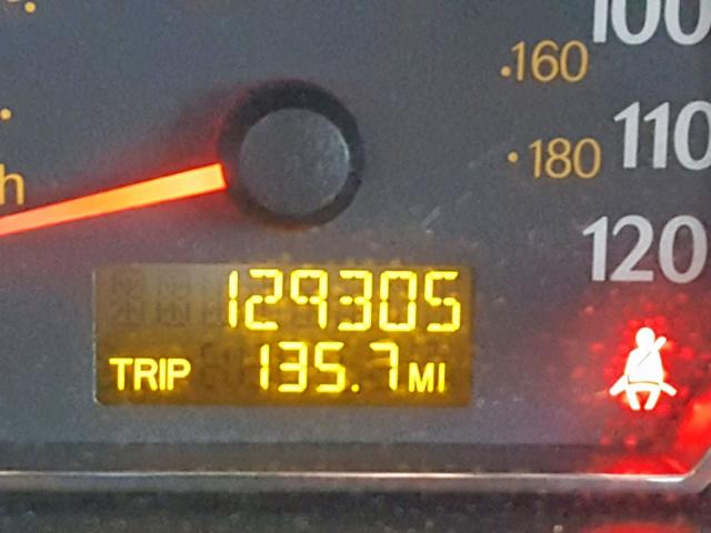 1G8AJ55F17Z179127 - 2007 SATURN ION LEVEL SILVER photo 8