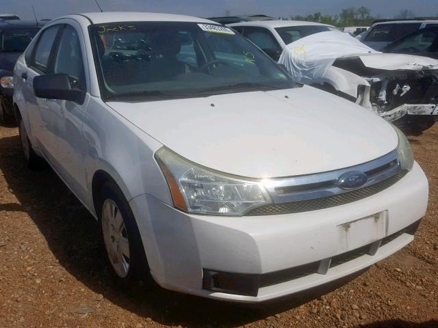 1FAHP34N38W166081 - 2008 FORD FOCUS S/SE WHITE photo 1