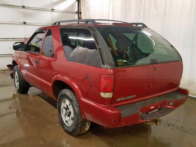 1GNCT18W42K158052 - 2002 CHEVROLET BLAZER RED photo 3