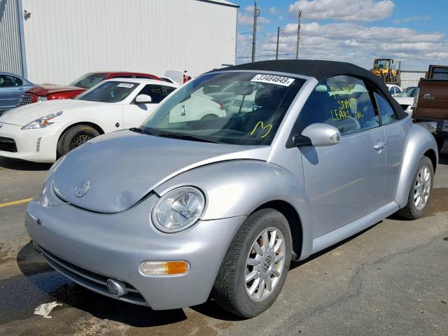 3VWCM31Y04M342085 - 2004 VOLKSWAGEN NEW BEETLE Gümüş foto 2