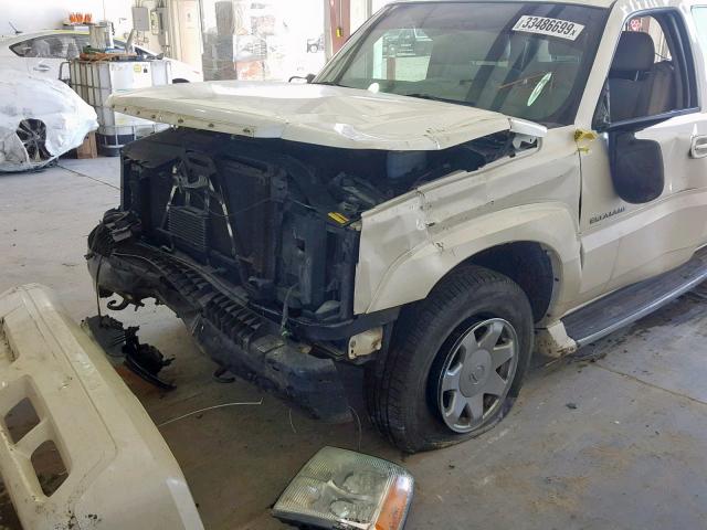 1GYEK63N64R227571 - 2004 CADILLAC ESCALADE L WHITE photo 9