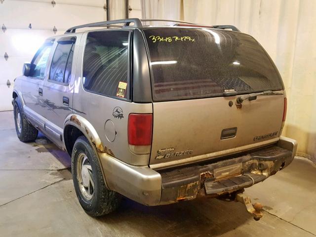 1GNDT13W9Y2359224 - 2000 CHEVROLET BLAZER TAN photo 3