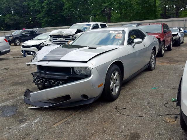 2B3LJ44V69H526537 - 2009 DODGE CHALLENGER GRAY photo 2