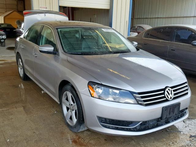 1VWBP7A37DC001928 - 2013 VOLKSWAGEN PASSAT SE SILVER photo 1