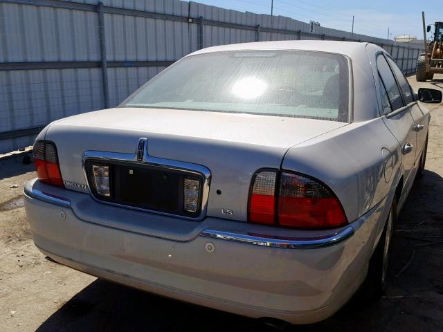 1LNHM86S24Y624738 - 2004 LINCOLN LS WHITE photo 4