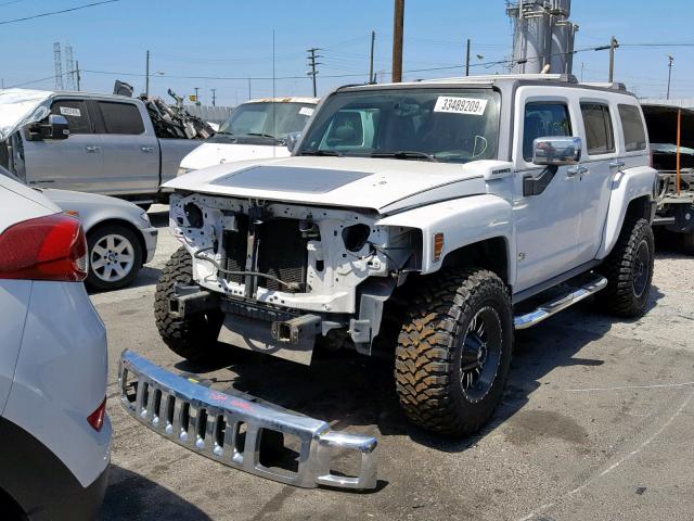 5GTDN13E678166740 - 2007 HUMMER H3 WHITE photo 2