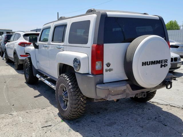 5GTDN13E678166740 - 2007 HUMMER H3 WHITE photo 3