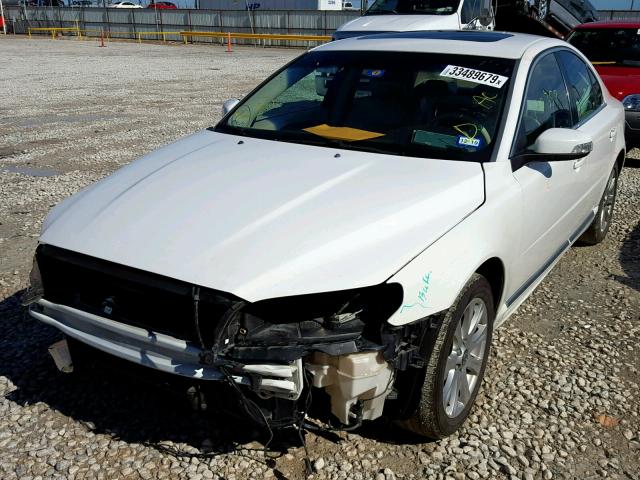 YV1982AS7A1121870 - 2010 VOLVO S80 3.2 WHITE photo 2