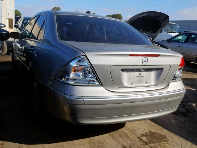 WDBRF61J53F354984 - 2003 MERCEDES-BENZ C 240 SILVER photo 3