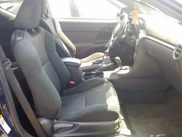 JTKJF5C79B3011811 - 2011 TOYOTA SCION TC ლურჯი ფოტო 5