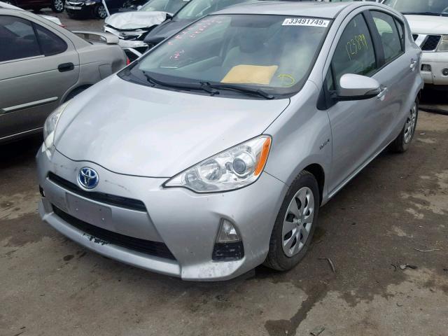 JTDKDTB32E1065763 - 2014 TOYOTA PRIUS C SILVER photo 2